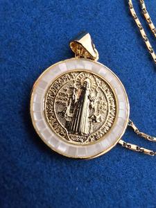 Standard 18 Karat Gold Filled Saint Benedict White Round Medal Style Fashion Necklace - 18 Inch